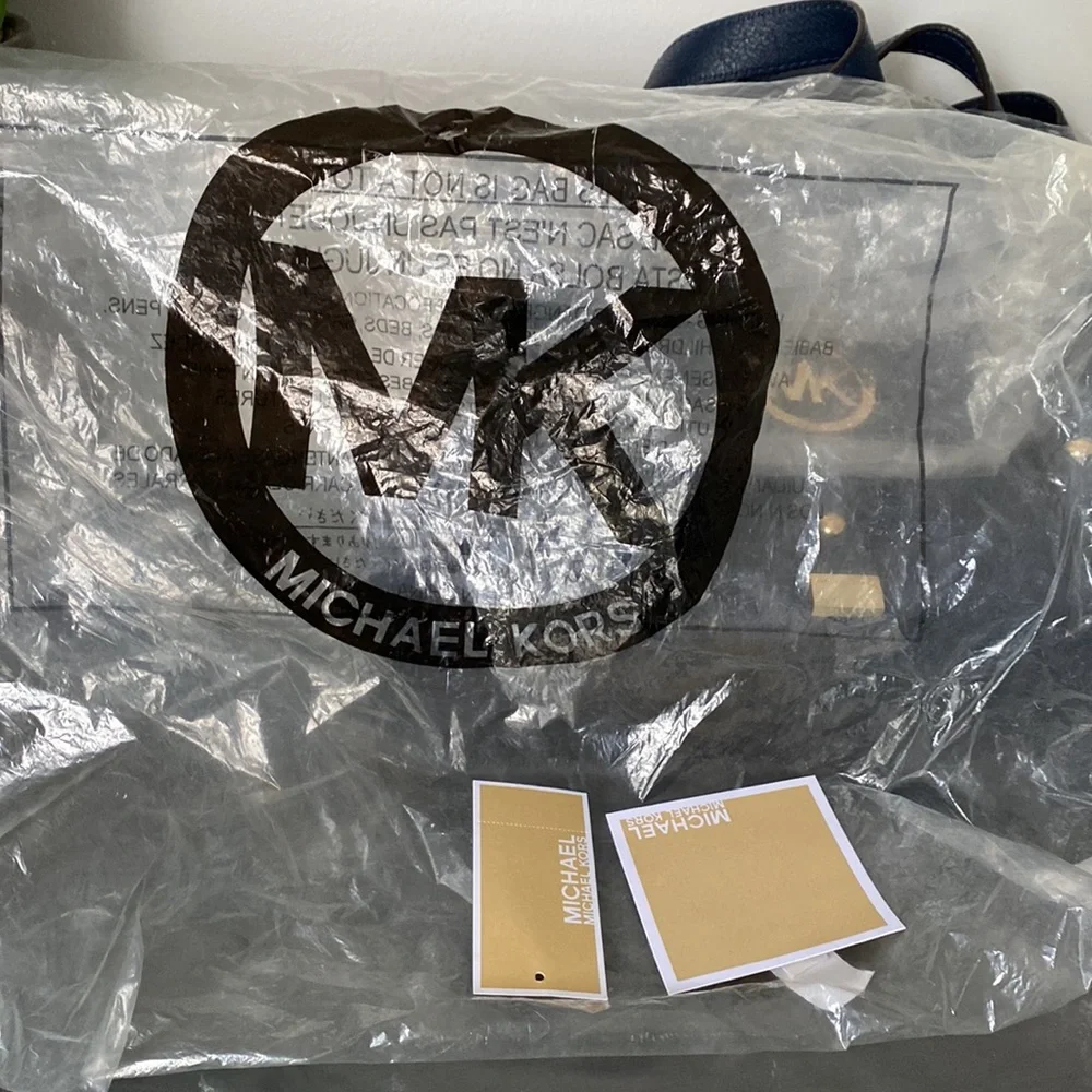 Michael Kors Navy Bag - Picture 6 of 6